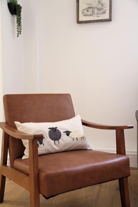 Owl Cottage - Cosy Cotswolds Stone Escape, Dog Friendly Wyck Rissington Exterior photo
